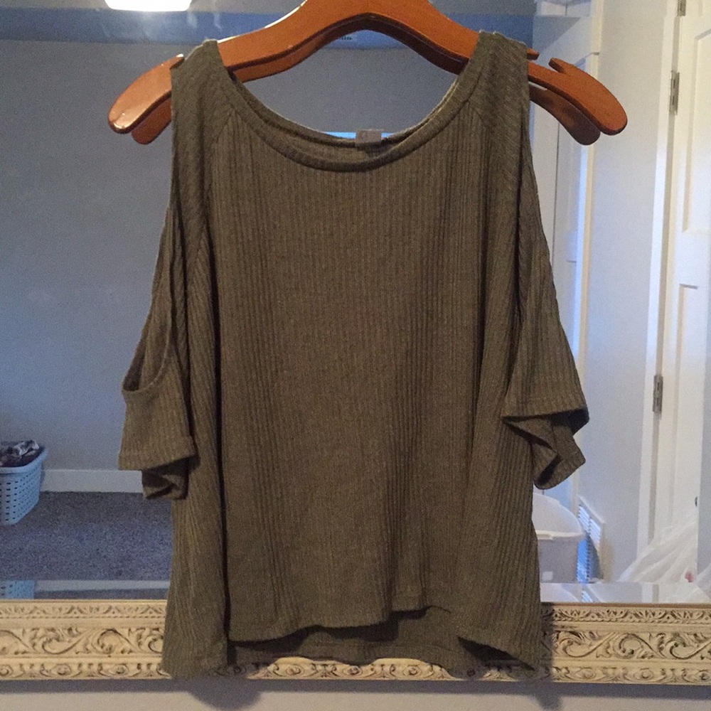 H&M shirt